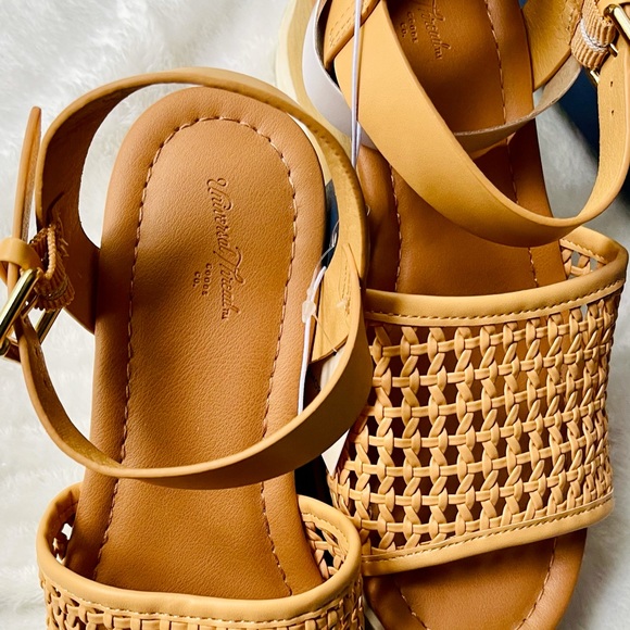 Wedge sandals Universal Thread - Picture 6 of 6